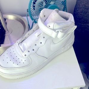 Air forces high top
